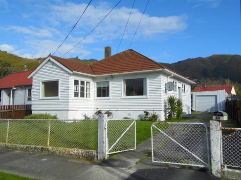 40 Shearer Crescent, Naenae