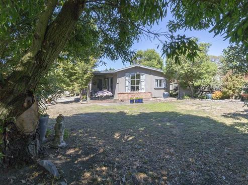 35 Queens Avenue, Waikuku Beach
