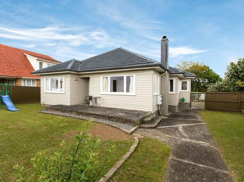4164 Great North Road, Glendene