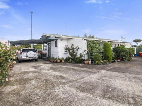 18B Robinson Avenue, Holdens Bay