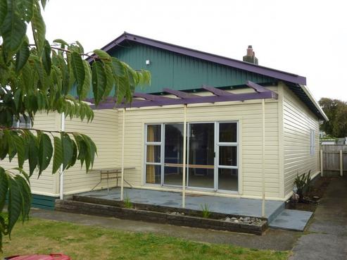 14 Collins Street, Hawera