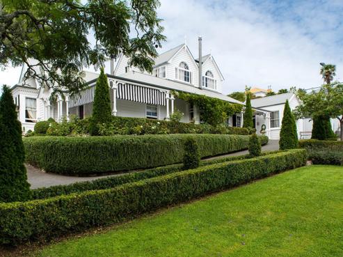 504 Shakespeare Terrace, Napier Hill