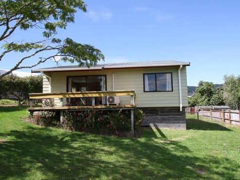 1B Dolphin Drive, Whiritoa