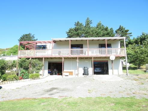 90 Lake Ferry Road, Lake Ferry
