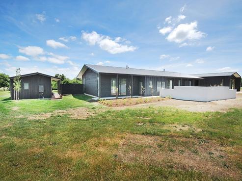 1 Birdie Way, Martinborough