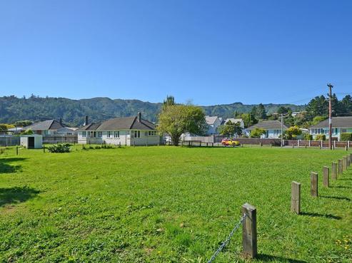 8 Rintoul Grove, Stokes Valley