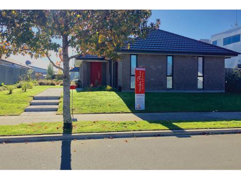 41 Blackadder Road, Pegasus