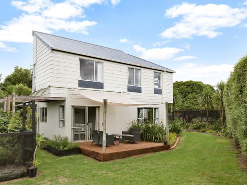 12 Townsend Place, Tikipunga