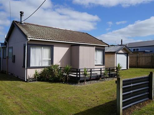 2 Aperaniko Street, Hawera