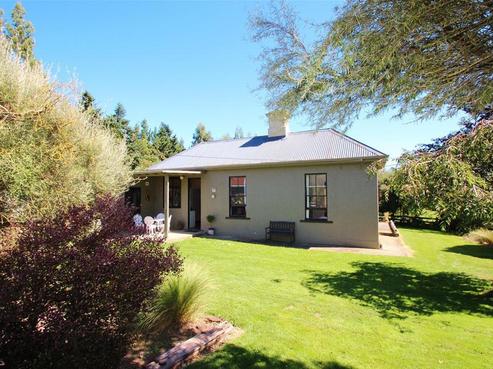 1768 Waipahi Highway, Clinton and Surrounds