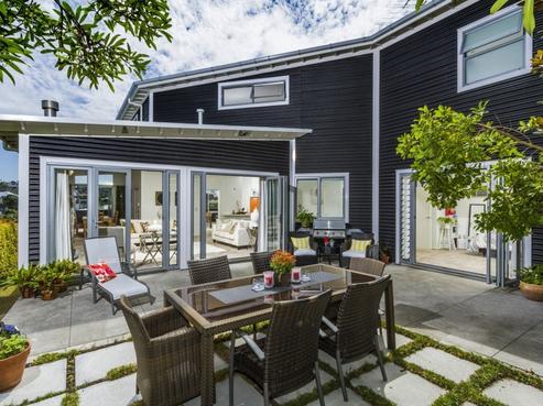 12B Sandown Road, Rothesay Bay