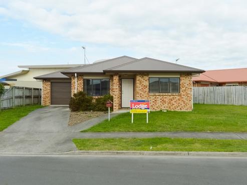 19 Shrule Place, Huntington