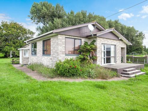 7062 State Highway 35, Te Kaha