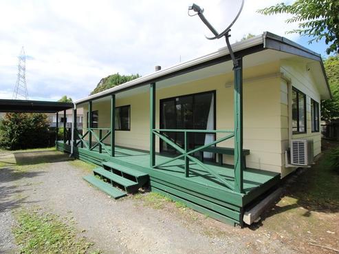 143 Sunset Road, Mangakakahi