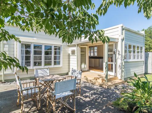 131 Main Highway, Otaki