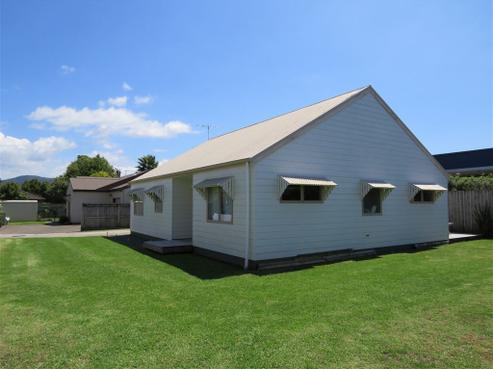 3B Tudor Grove, Whitianga