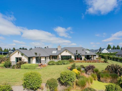 56 Oakgrove Drive, Rangiora