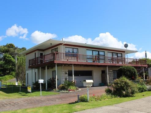 2 Tui Terrace, Tairua