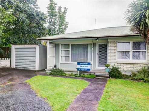 61A Resthill Crescent, Glenview