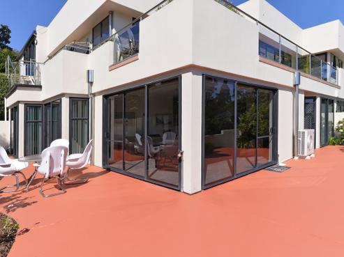 8/27 Shelbourne Street, Nelson City