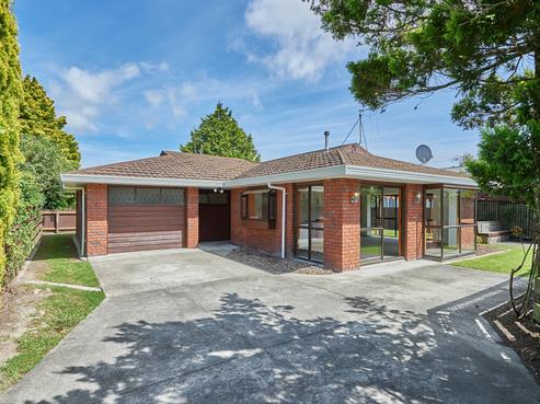 16A Ngaio Street, West End