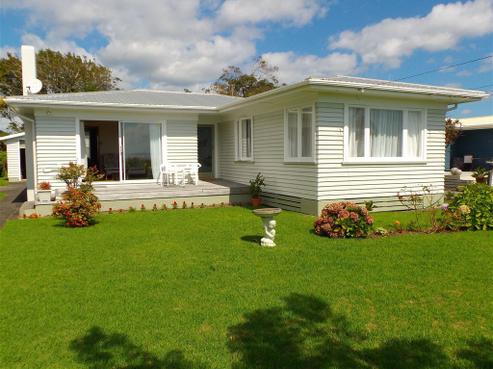 207 Fergusson Drive, Thames