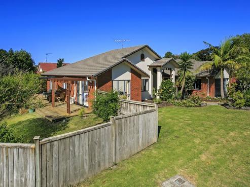 2 Phoebe Meikle Place, Torbay