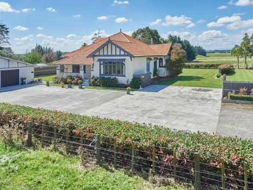 814 Roberts Line, Bunnythorpe