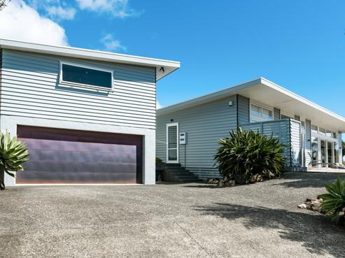 14 Pacific Parade, Surfdale