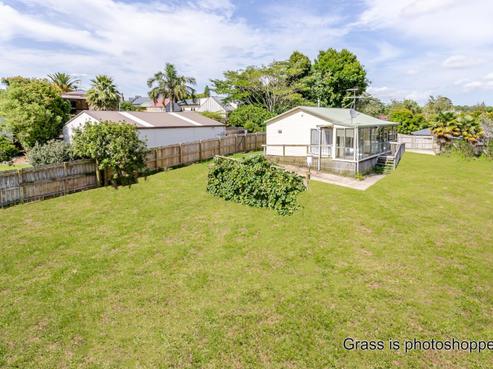 9 Applemoors Way, Riverhead