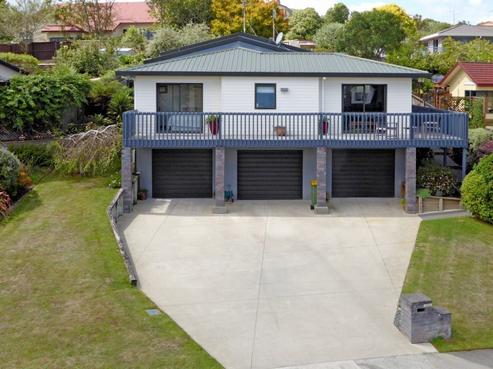 245 Grandview Road, Western Heights
