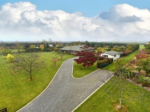 1582 Clintons Road, Darfield