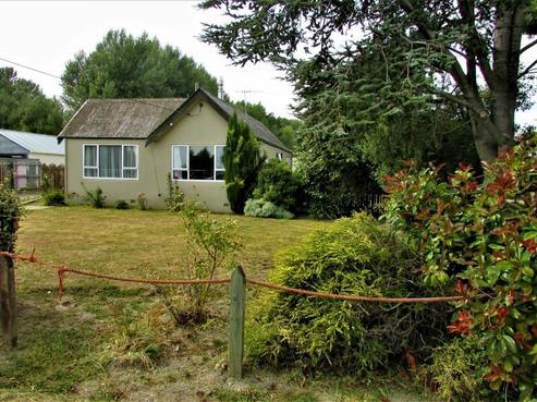 106 Main North Road, Woodend
