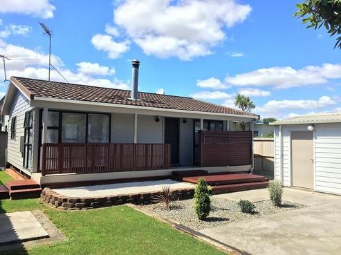 444A Great South Road, Opaheke