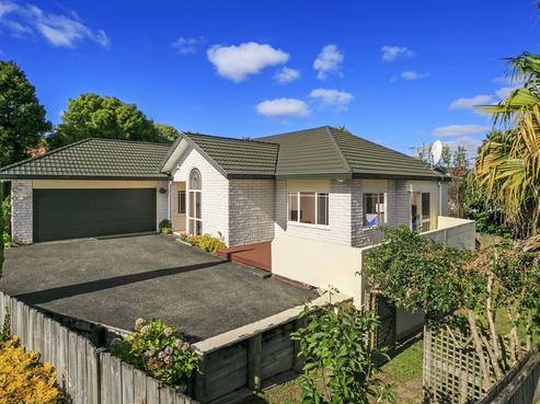 8 Tyrico Close, Unsworth Heights