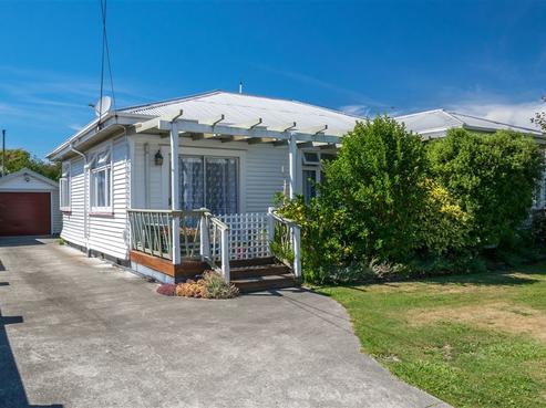4 Curry Street, Mayfield