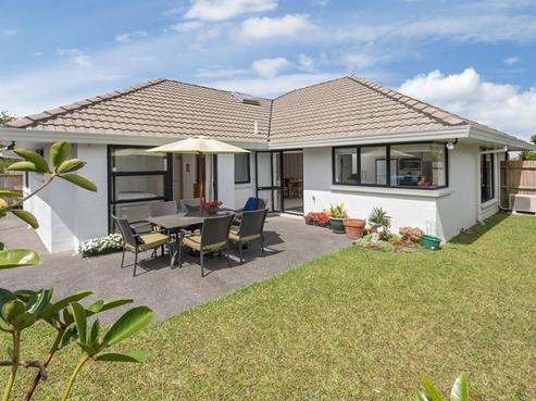 60A Whitford Road, Botany Downs