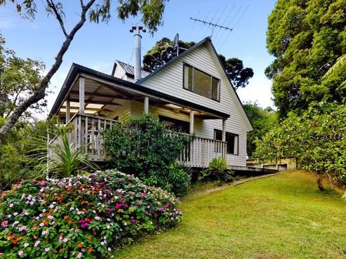 15 Kilgour Terrace, Huia