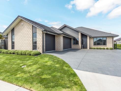 22 Arista Way, Rototuna North