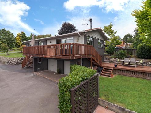 1 Gillam Crescent, Springfield