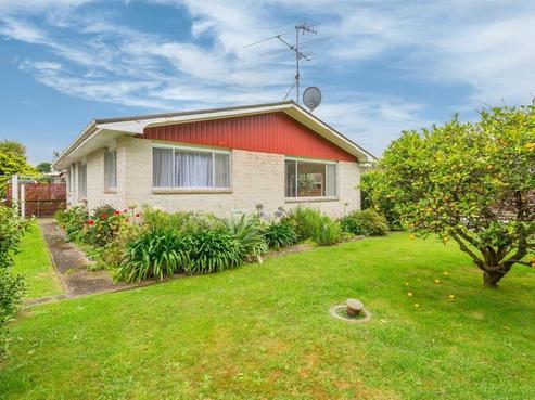 84 Elizabeth Street, Waikanae
