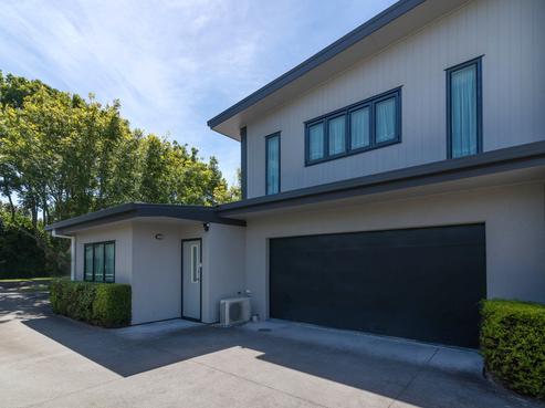 4 Larch Street, Victoria