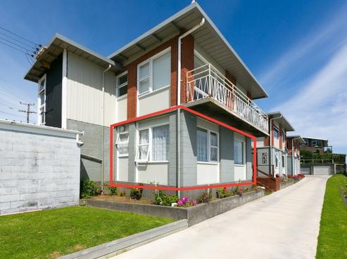 1/14 South Road, Moturoa
