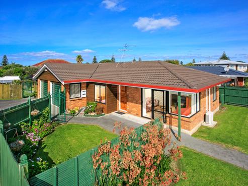 25A Alice Avenue, Orewa