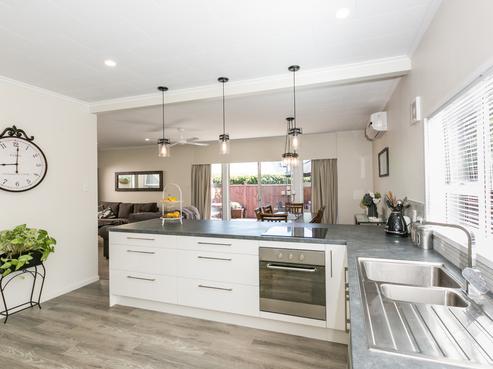 4/32 Guthrie Road, Havelock North