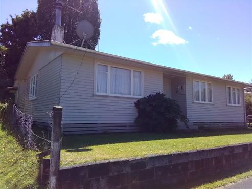 28 Bullians Avenue, Taumarunui