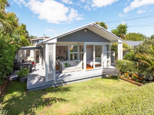 9 Harbour View Road, Point Chevalier
