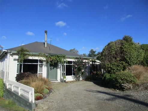74 Stornoway Street, Karitane