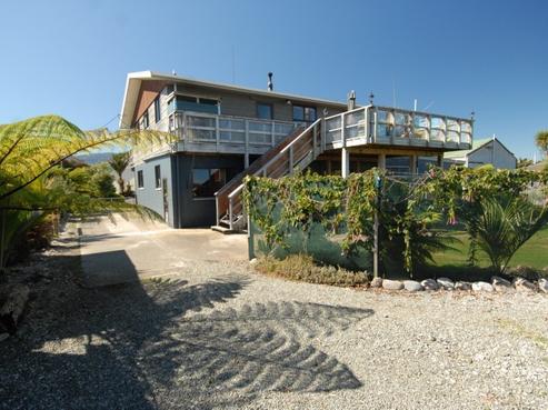 35 Wharf Road, Karamea