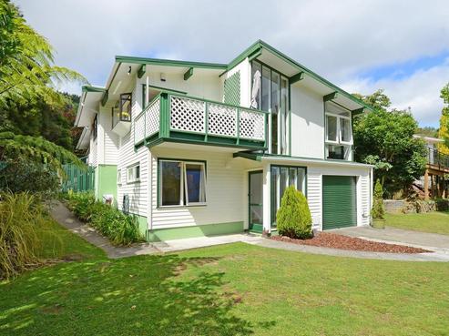 44 Chichester Drive, Pinehaven